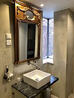 Dalma Old Town Suites