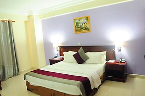 Tomreik Hotel