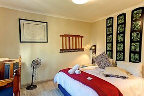 Strand Guesthouse - Hostel