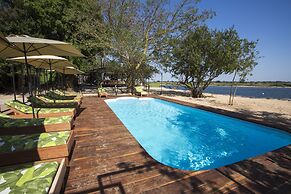 Zambezi Mubala Lodge
