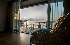 Zambezi Mubala Lodge