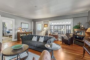 Oak Hill Bed & Breakfast