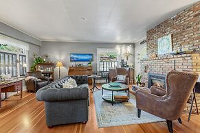 Oak Hill Bed & Breakfast