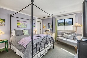 Oak Hill Bed & Breakfast