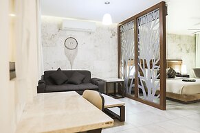 Hotel Grand Fifty Suites