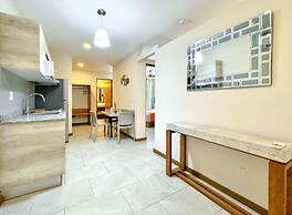 Hotel Grand Fifty Suites