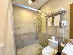 Hotel Grand Fifty Suites