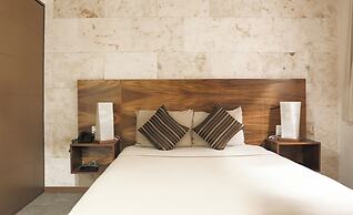 Hotel Grand Fifty Suites