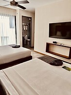 Hotel Grand Fifty Suites