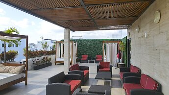 Hotel Grand Fifty Suites