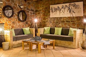 Elegant Desert Lodge