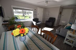 Laguna Lodge Holiday Units