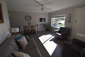 Laguna Lodge Holiday Units