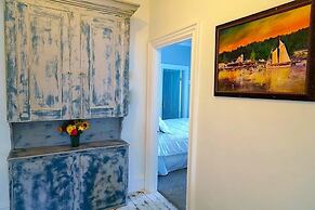 Captain Sawyer's Bed & Breakfast