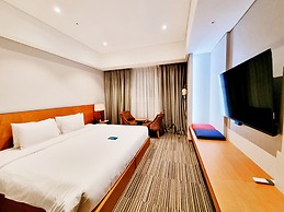Golden Tulip Incheon Airport Hotel & Suites