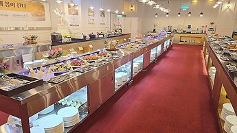 Golden Tulip Incheon Airport Hotel & Suites