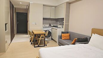 Golden Tulip Incheon Airport Hotel & Suites