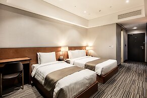 Golden Tulip Incheon Airport Hotel & Suites