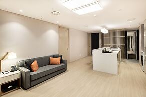 Golden Tulip Incheon Airport Hotel & Suites