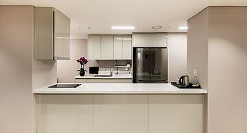 Golden Tulip Incheon Airport Hotel & Suites