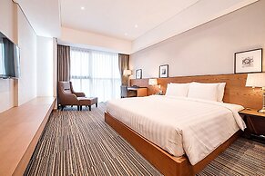 Golden Tulip Incheon Airport Hotel & Suites