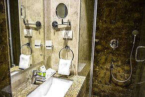 RG Royal Hotel and Convention