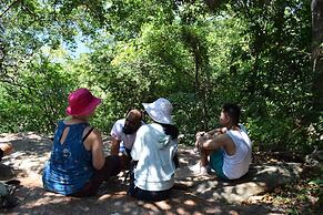 Island Smiles Homestay