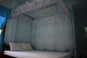 Island Smiles Homestay