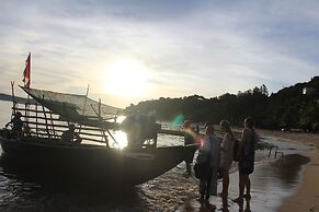 Island Smiles Homestay