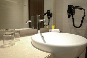 Grand Soll Marina Hotel