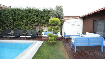 Cayirli Alacati Butik Otel