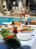 Cayirli Alacati Butik Otel