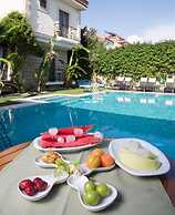 Cayirli Alacati Butik Otel