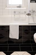 EMA House Serviced Apartments Seefeld