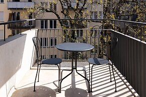 EMA House Serviced Apartments Seefeld