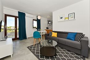 Mediterraneo Garden Apartments