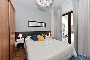 Mediterraneo Garden Apartments