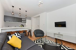 Mediterraneo Garden Apartments