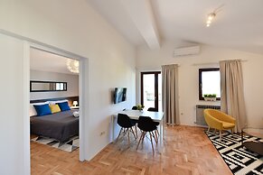 Mediterraneo Garden Apartments