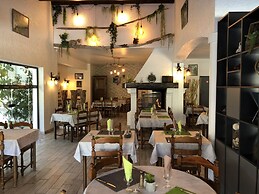 Hôtel Restaurant L'Ermitage