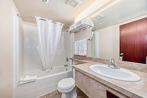 Grande Cache Inn and Suites