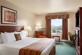 Grande Cache Inn and Suites