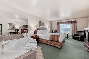 Grande Cache Inn and Suites