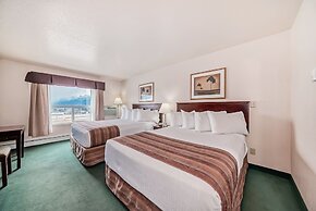 Grande Cache Inn and Suites