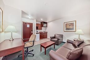 Grande Cache Inn and Suites