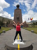 Hostal Davinci Mitad del Mundo
