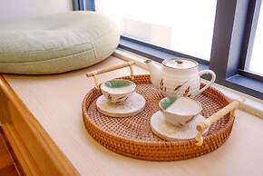 Pottery Flower B&B