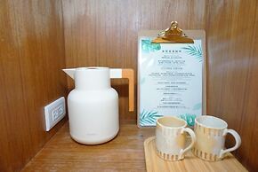 Pottery Flower B&B