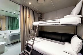YotelAIR  London Gatwick