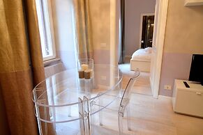 Ara Pacis Luxury Apartment